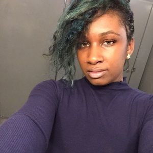 Meet your Posher, Maria